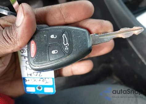 2014 Chrysler 200 Lx z USA, uszkodzony, nr VIN 1C3CCBAG4EN164958